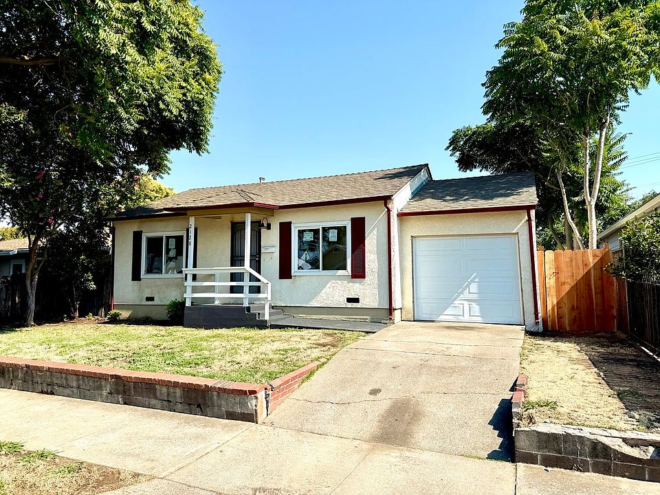 1st image of 2128 E Hazelton Ave