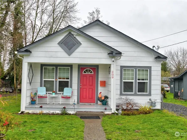 209 E Cherry Street, Centralia, WA 98531