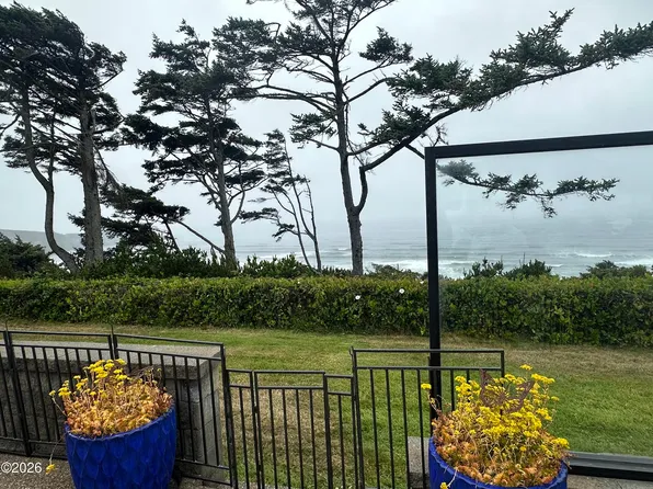 6225 N Coast Hwy Lot 185, Newport, OR 97365