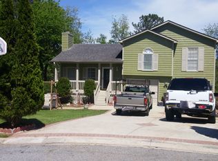 465 Oakland Ridge Ct, Lawrenceville, GA 30044