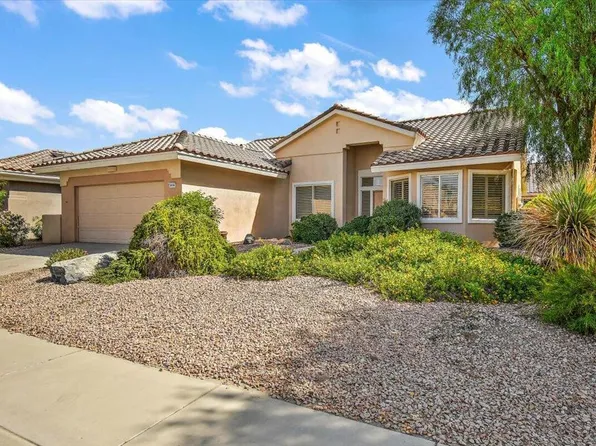 38588 Bent Palm Dr, Palm Desert, CA 92211