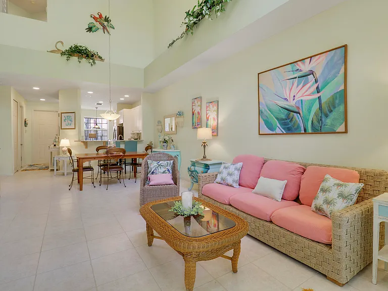 9222 Wentworth Ln — Photo 19