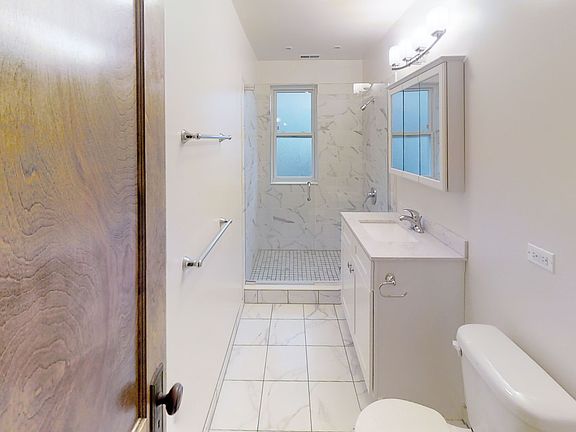 5th image of 4815 N Oakley Ave #2