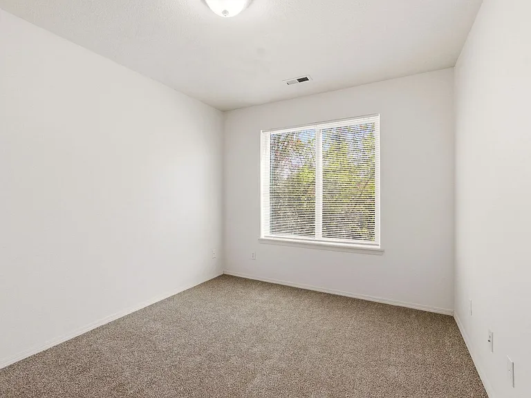 2322 NW 168th Pl — Photo 30