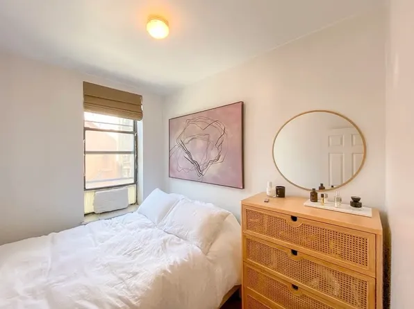 171 Attorney Street 2A image 2 of 5
