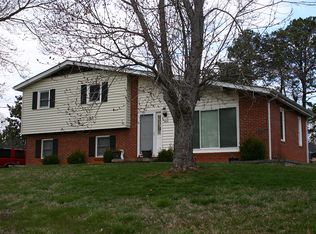 5209 W Piedmont Cir, Conover, NC 28613