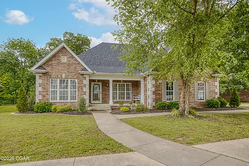 2813 Waters Edge Blvd Photo 1
