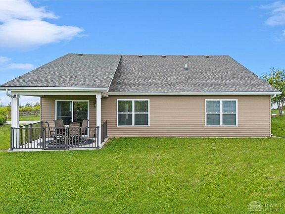 5th image of 326 Gorham Dr
