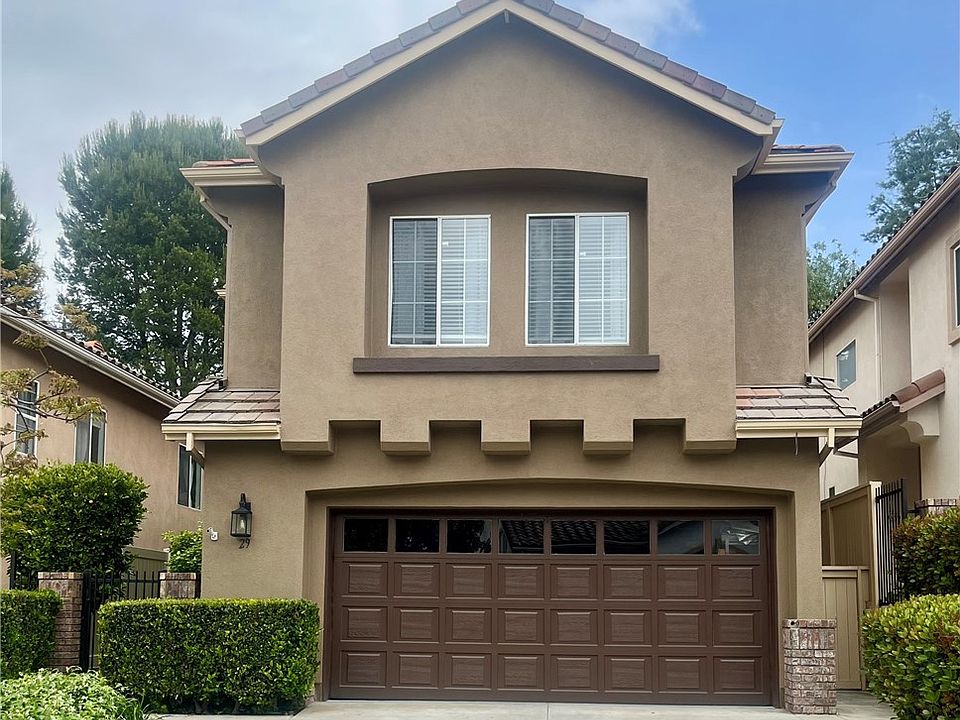 1st image of 1129 W Capitol Dr Unit 29