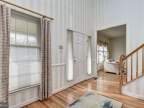5th image of 9903 Stoneybrook Dr