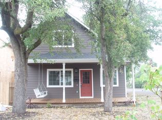 8702 N Dwight Ave, Portland, OR 97203