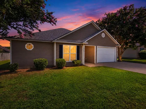 5195 Branch Point Dr, Valdosta, GA 31605