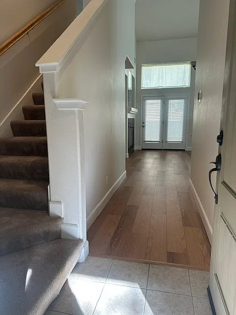 3 bed, 2.5 bath, 1258 sqft, $3,600 — Photo 3