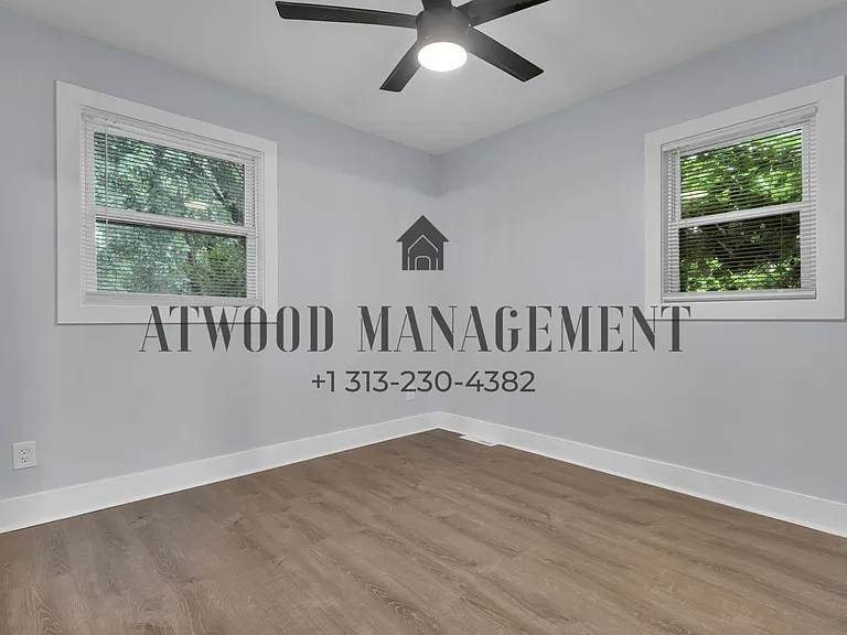 7677 Westwood St — Photo 10
