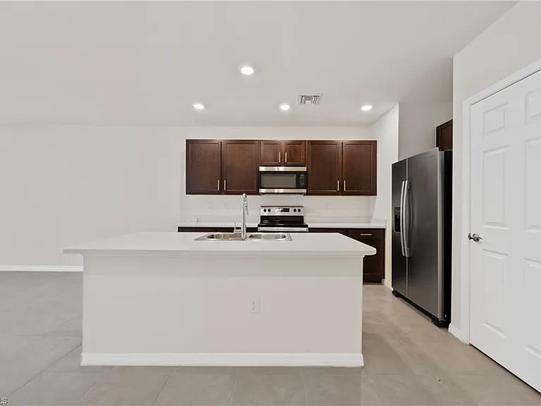 15071 Wildflower Cir — Photo 2