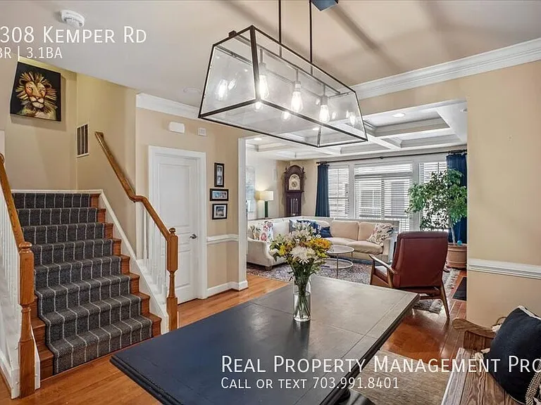 3308 Kemper Rd — Photo 4
