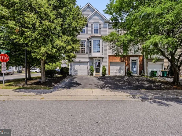32 Glennwood Dr, Newark, DE 19702
