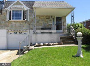 9813 Montour St, Philadelphia, PA 19115