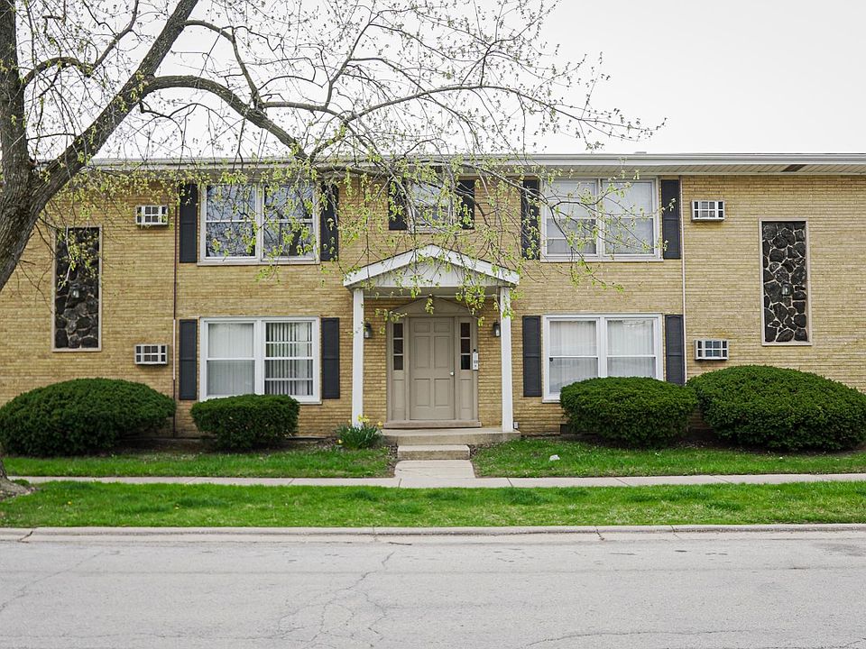 1st image of 18510 Wildwood Ave APT 2E