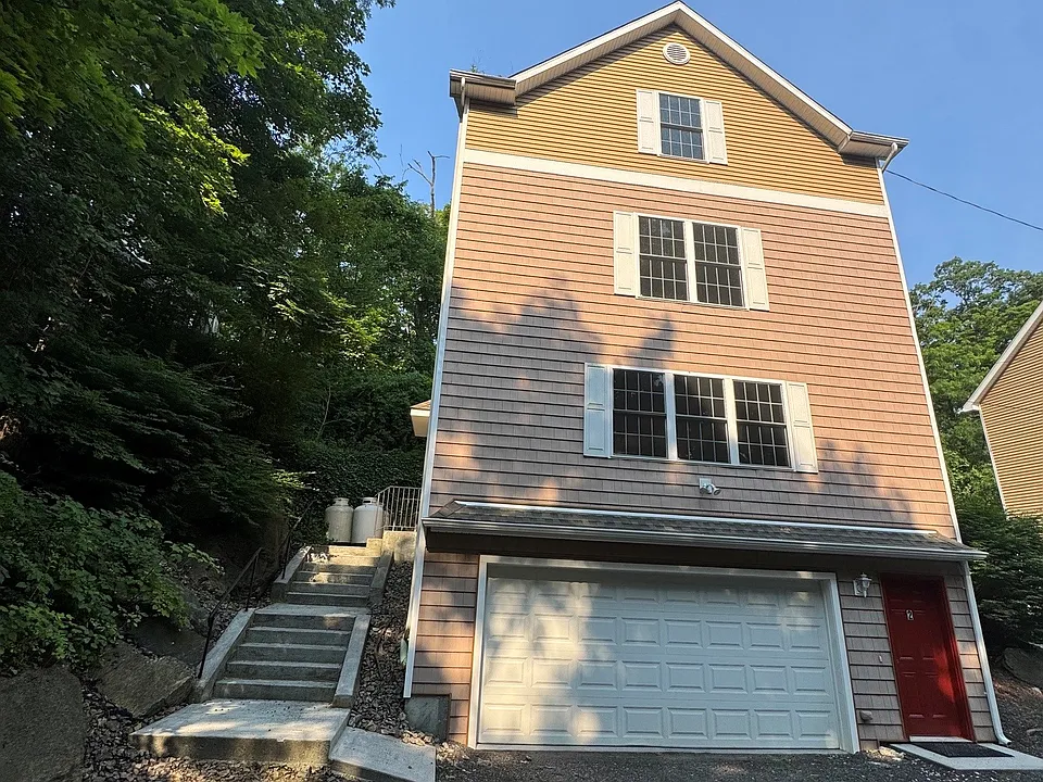 2 Reynolds Rd