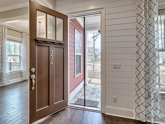 4th image of 334 Coldwater Xing