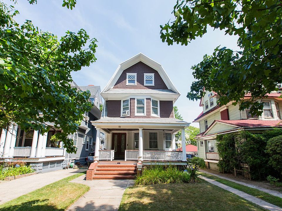 1st image of 51 Waldorf Ct