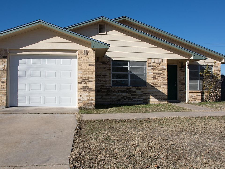 1st image of 1431 Gregory Dr