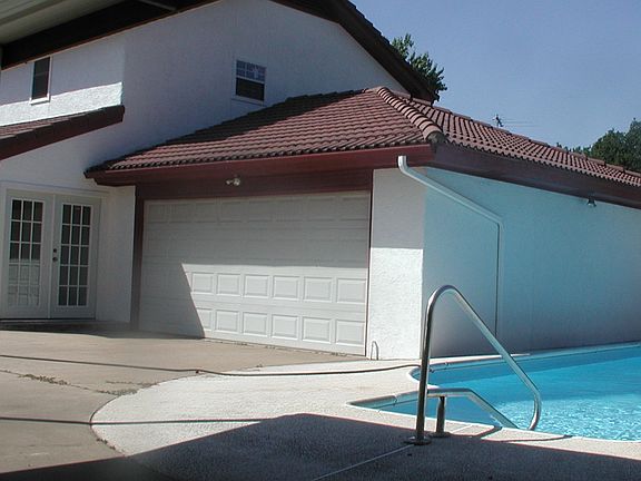 2nd image of 3632 Shady Brook Dr
