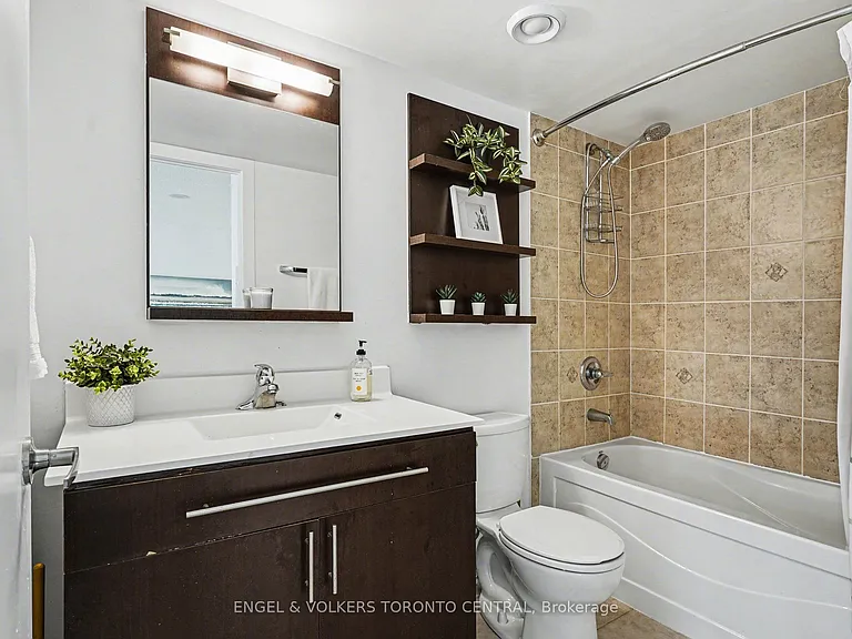 80 Western Battery Rd #207 — Photo 11