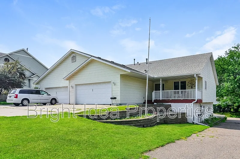 622 Pleasant Dr