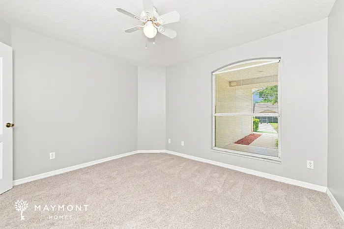 9046 Village Green Blvd — Photo 9