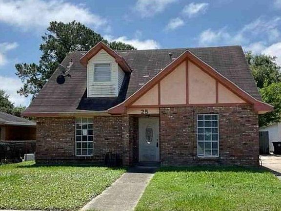 2nd image of 25 Christopher Ct