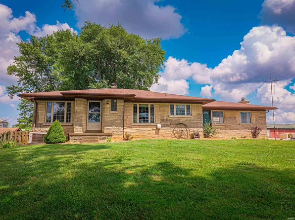 9830 Winery Rd, Wadesville, IN 47638