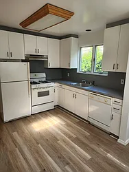 Rented by Karyn Shipsey, LREB