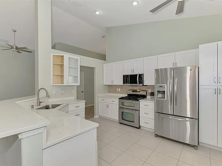 5271 Highbury Cir — Photo 19