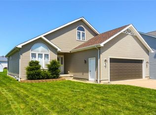 20 Elmleaf Dr, Buffalo, NY