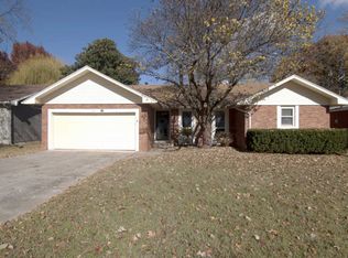 1153 E Rosebrier St, Springfield, MO 65807