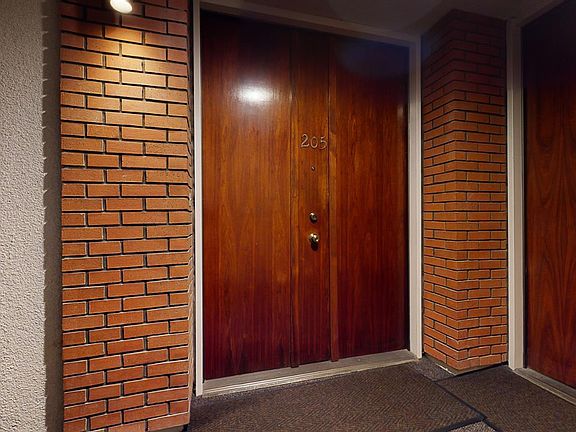 2nd image of 415 S Spalding Dr Unit 205
