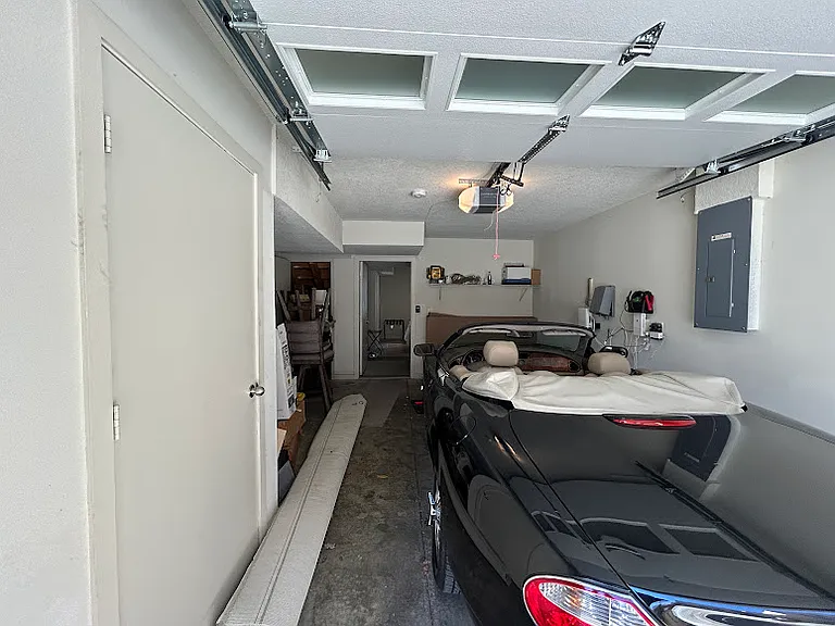 4577 Madison Ave #A — Photo 15