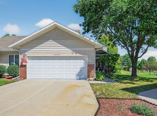 1565 Castlegar Ct, Pleasant Hill, IA 50327