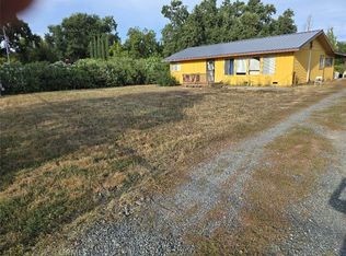 2906 Park View Dr, Lakeport, CA 95453