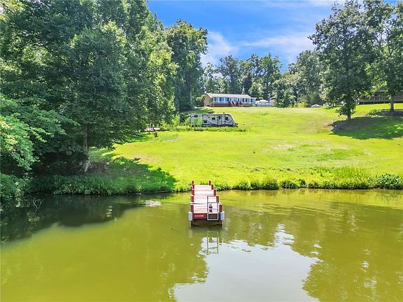 2nd image of 48 Tierra Dr