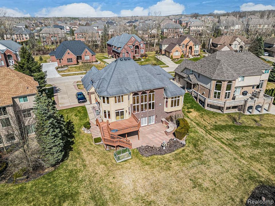 926 Majestic, Rochester Hills, MI 48306 MLS 20240017342 Zillow
