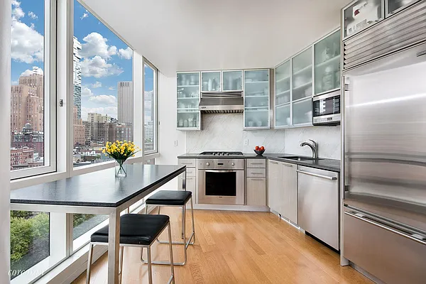 Rented by Corcoran | media 12