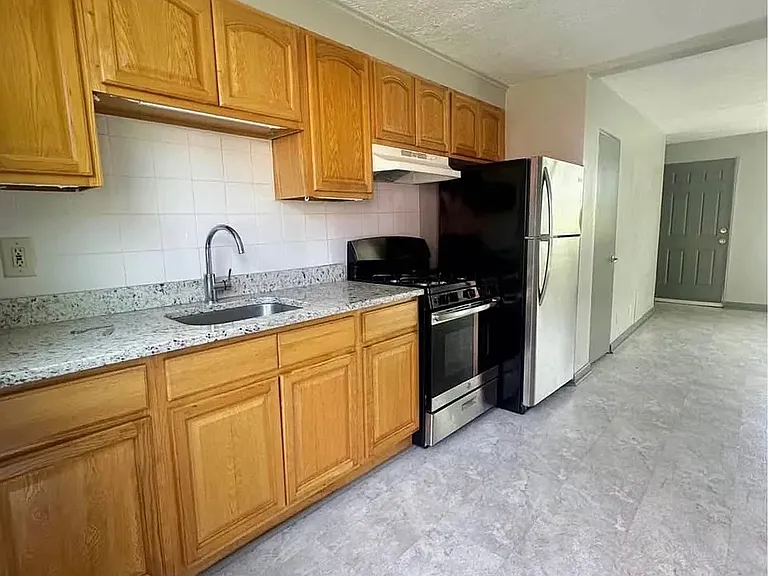 350 Lasalle St #425 — Photo 6