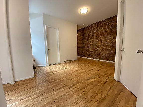 5th image of 135 W 10th St APT 14