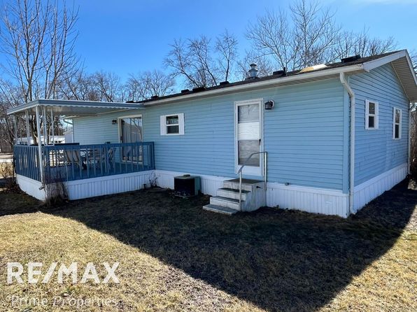 29 Armstrong St, Flushing, MI 48433