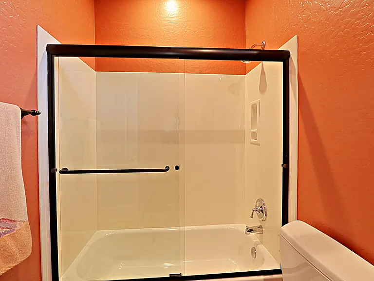 6747 E Eagle Feather Rd — Photo 25