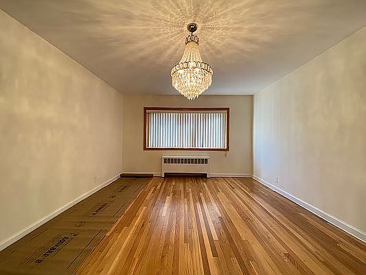 4th image of 22-16 Hazen St #1