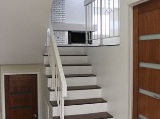 26327 W Bravo Ln, Calabasas, CA 91302